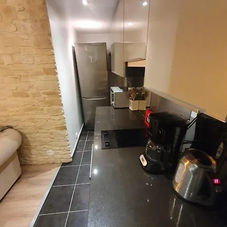 Le Cosy Entre Paris Et Versailles Avec Parking Gratuit A 5 Min Apartment Chaville