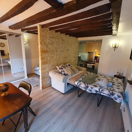 Apartment Le Cosy Entre Paris Et Versailles Avec Parking Gratuit A 5 Min
